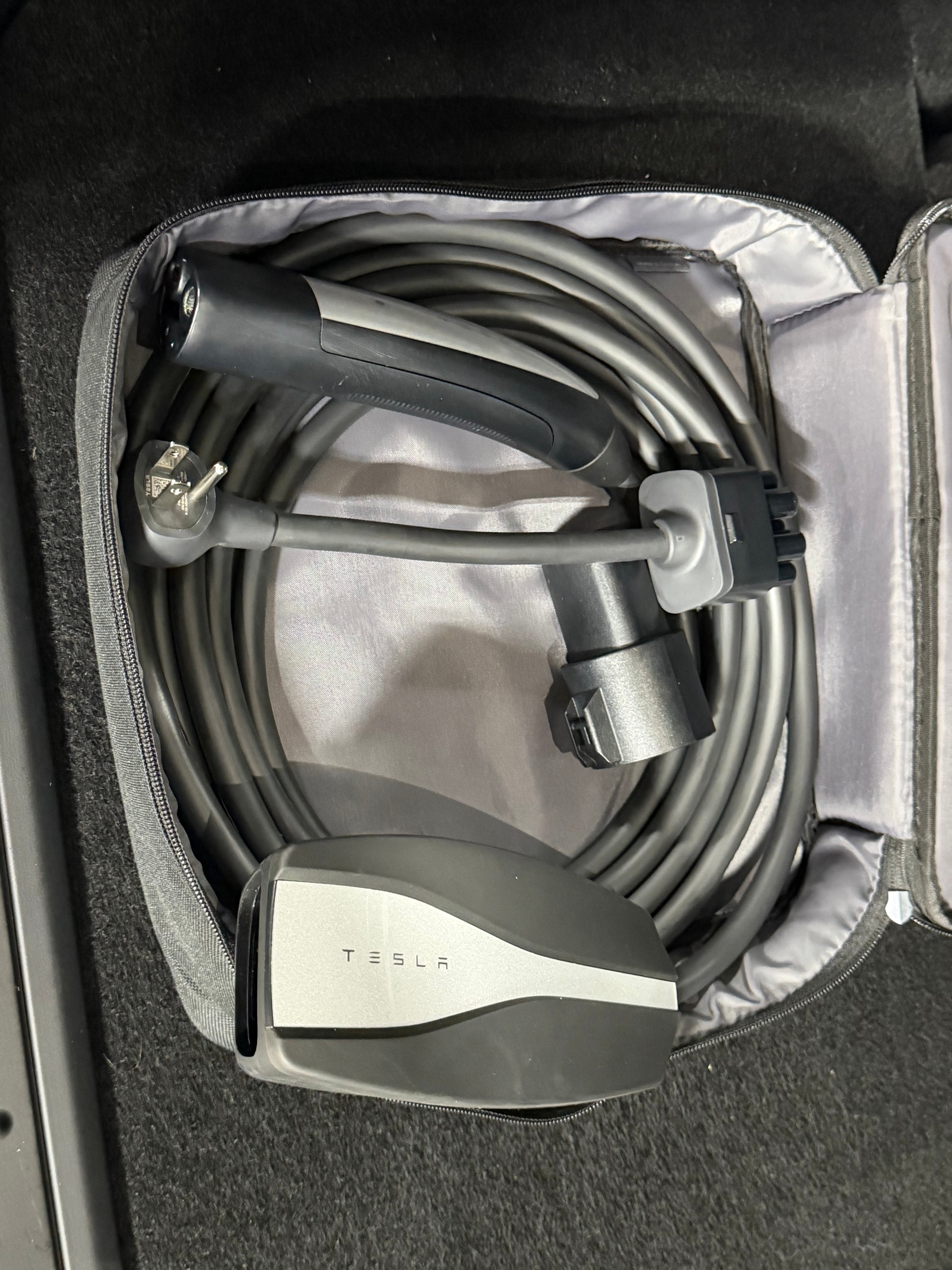 tesla model y 2025 7SAYGAEE5SF290316 image tesla model y 2025 7SAYGAEE5SF290316 image
